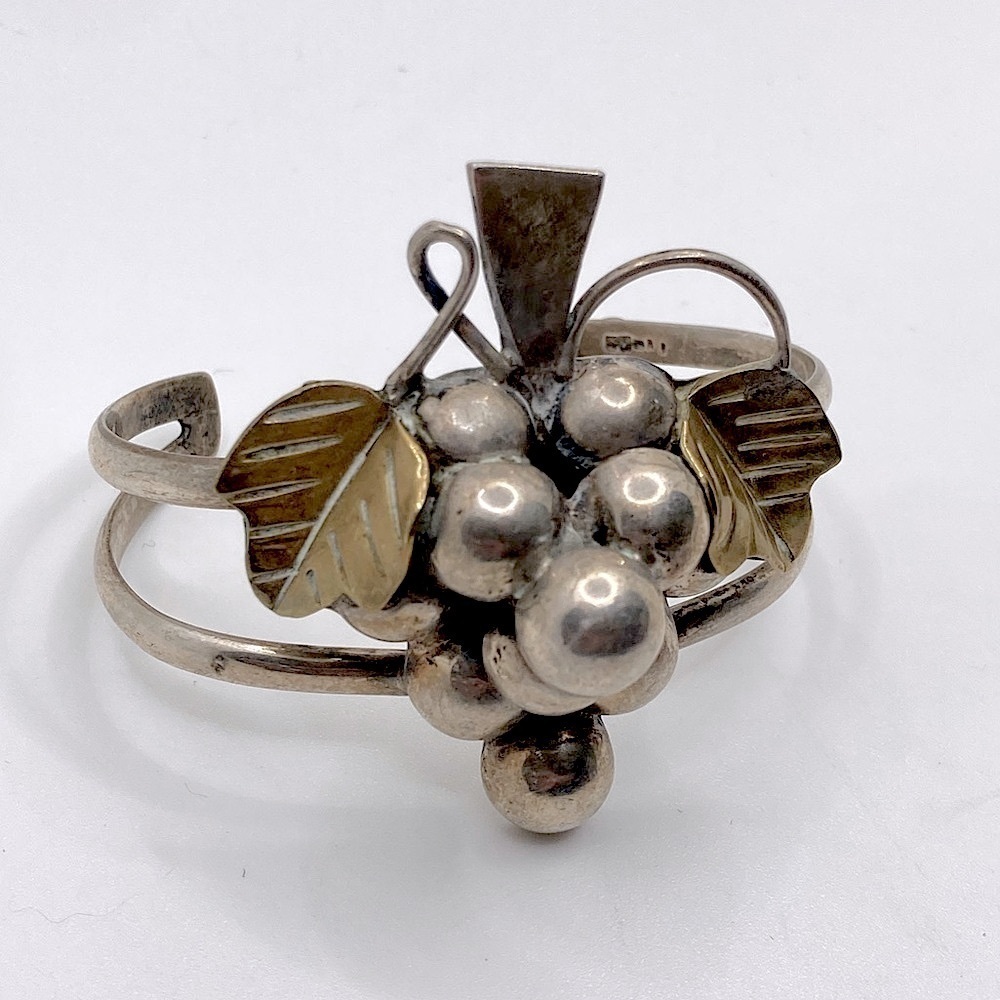 VTG Taxco Sterling Silver Bushell Bunch of Grapes Fruit Cuff OS Adjustable